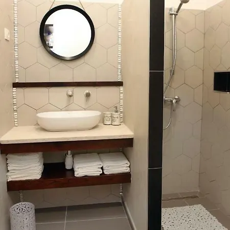 Modern Tartini Plaza Cr2 *